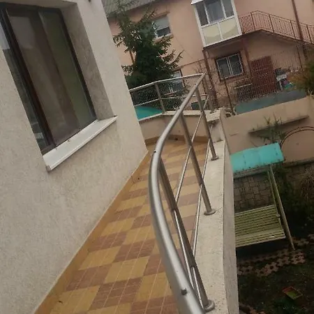 ゲストハウス Vila Nely