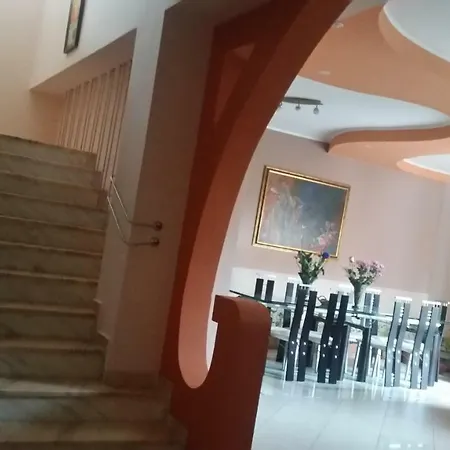 Pensión Vila Nely