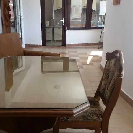 Pensión Vila Nely